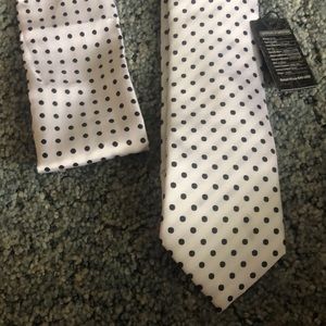 Tie and pocket square